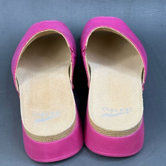 Dansko Women's Ravyn Milled Nubuck Sandals Fuchsia Size 6.5  (37) - Picture 4 of 10